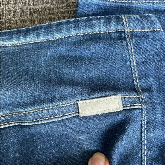 Guess Structured Mid Rise Jean - Picture 3 of 4